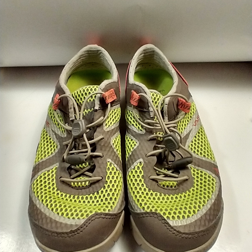 Vasque Lotic 7051 Hiking Water Shoes Vibram Women's sz 6M. - Picture 2 of 9